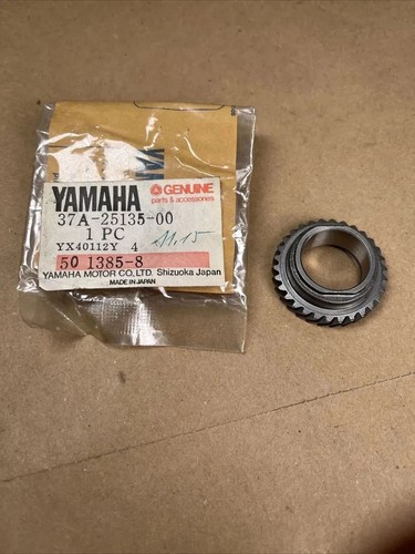 Speedometer drive gear - speedometer,