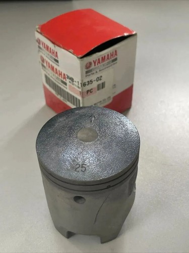 Yamaha dt125r dt125x pistons - yamaha,