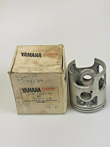 Genuine yamaha pistons - genuine, dt125